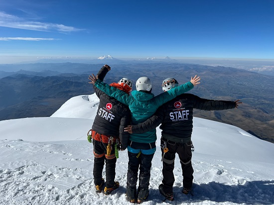 climb cotopaxi summit